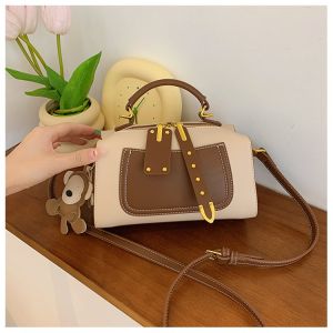 Fashionable Large Capacity Boston Bag Womens Crossbody Pillow Handbag Single Shoulder Bag Casual Commute Style Detachable Strap