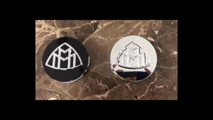 Logo chụp mâm ốp lazang bánh xe ô tô Maybach đường kính 75mm - Chất liệu nhựa ABS cao cấp