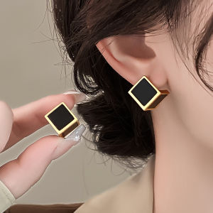 Fashionable Square Stud Earrings Womens Stylish 3D Design Versatile Elegant Lightweight Alloy Jewelry Ear Decorations