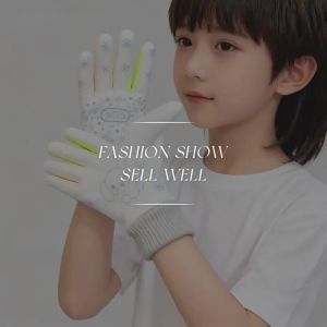 Anti-slip Thermal Insulated Childrens Gloves