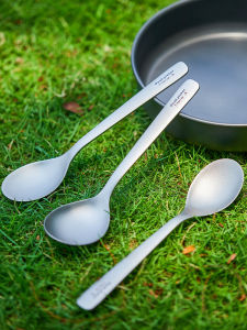 Thickened Pure Titanium Spoon Titanium Alloy Outdoor Travel Portable Dining Utensils for Camping Hiking Picnic Dinnerware