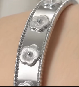 Viviann Original sterling silver Gold Plated Flower Bracelet for Women Bangles Jewelry Bangles&Bracelet For Women