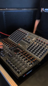 Mixer Dbvoice MCX 12 / 12 Channel dB Voice MCX-12 ORIGINAL