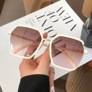 Kính mát nữ cao cấp kính râm Aviator Xplus mắt kính Vuông gọng cách điệu phong cách Hàn Quốc chống tia UV chống chói hiệu quả