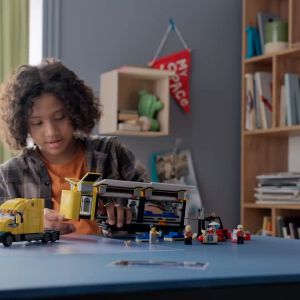 LEGO City 60440 Yellow Delivery Truck (1061 Pieces)