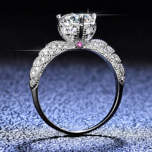 Womens Wedding Ring New Style Platinum Plated 18K White Gold Pure Silver Moissanite Diamond Ring Fashionable Jewelry Accessory