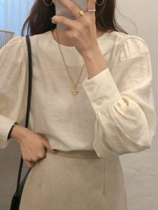 Korean Style round Neck Bubble Sleeve Sweet Anti-Aging Shirt Womens Loose Design Sense Top Pure Color Commute Fashion