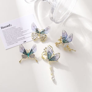 Internet Hot New Tassel Butterfly Brooch Female Special-Interest Design Easiest for Match Accessible Luxury High-Grade Refined Zircon Birthday Gifts