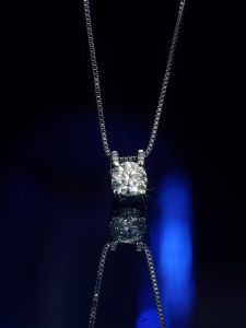 LOVETIA Kalung Perak Asli 925 Moissanite 1.0 Ct Kalung Liontin Wanita Elegan Fashion Sertifikat GRA BTXL011