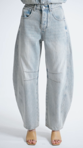 Pania Classic Balloon jeans in Artic Blue กางเกงยีนส์บอลลูนสีอาร์คติกบลู