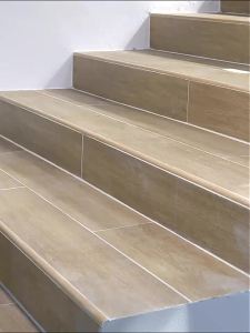 Zuoyouzhonggong Aluminum Stair Antislip Strip   Kindergarten Steps L Type Corner Guard Rubber Edge Closing Blank Holding Groove