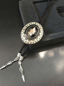 Mens Hip Hop Original Design Long Necklace Big White Diamond Short Sleeve Accessory Vintage Pendant New Arrival Fashion Jewelry