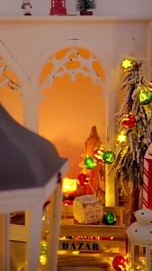 9.8 Feet Battery-Operated Decorative LightsLED Christmas Star String Lightsfor Party Office Xmas Trees Holiday Home Decoor