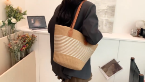 Stripe Canvas Tote Bag for WomenLarge Capacity Women Striped Straw Tote Bag for Beach Bag Casual Handheld Shoulder Purse