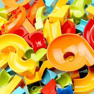 Large Particle Building Blocks Slide Track Ball Blocks Assembly Toy Educational Puzzle for Children Aged 3 to 6 Compatible with Lego