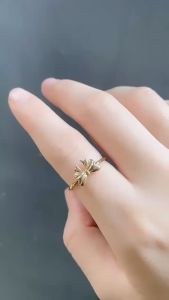 Cincin Perhiasan Titanium Anti Karat Model Pita Warna Gold 70-CNT