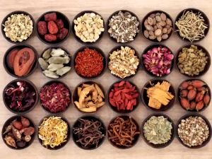 Lá Đu Đủ Đực sấy khô túi 1kg loại 1 sấy lá xanh - Giải pháp hỗ trợ ngừa u.ng thư và h.uyết áp tại nhà