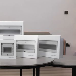 6-22 ways Distribution Box for Miniature Breaker circuit breaker box Plastic Enclosure Panel Board with busbar
