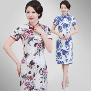 Elegant Short Sleeve Qinghua Porcelain Print Silk Dress Midi Length Daily Wear for Mom Stylish Casual Fashionable Dress