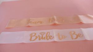 Bộ Khăn Choàng Dự Tiệc Độc Thân Khăn Choàng Satin In Chữ Bride To Be Dành Cho Tiệc Cưới Tiệc Dã Ngoại Phụ Kiện Tiệc Cưới Quà Tặng Tiệc Cưới