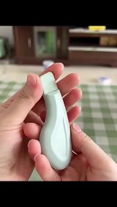 LoviRa Facial Skin Scraper Nose Blackhead Spatula Exfoliator Deep Cleansing Tool Beauty Care 1pc