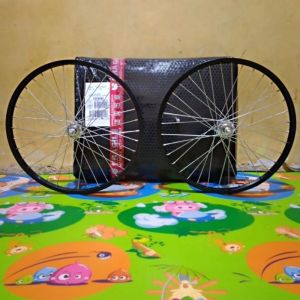 velg sepeda ukuran 20in sepasang / wheelset 20 in siap pakai sudah dirakit dan disetel jari2 36hol