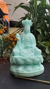 Tượng Địa Tạng Vương Bồ Tát dáng ngồi Cao 17cm nhiều màu sắc chất liệu đá ép