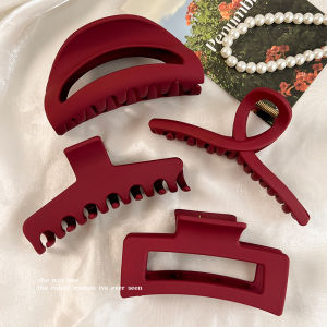 Elegant Large Soft Rubber Hair Clip Shark Clamp Womens Hair Accessories No Damage Hairpins Red Headwear Fashionable Hair Grips