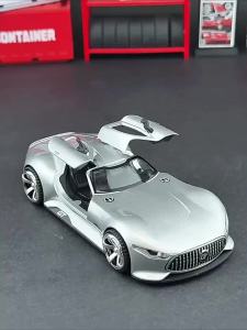 MAKEDA | 1:32 Miniature Supercar Model Toy VISION GT SLR 772S Alloy Diecast Exquisite Interior Door Opened Pull Back Ornament Sports Cars