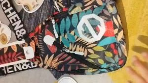 Túi đeo chéo nam vải canvas 3 ngăn họa tiết nhiều màu Trùm Sỉ Gia Thành