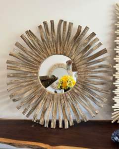 กระจกไม้ กระจกกลม (บานใหญ่) รัศมี 100 cm. หนา 4 cm. ส่งพร้อมกระจก กระจกวินเทจ กระจกแต่งบ้าน ทำจากไม้เถาวัลย์ งานไม้แต่งบ้าน มีประกันการจัดส่ง