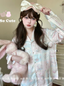 ชุดนอนผ้าไหมน้ำแข็งแขนยาวลายหมีน่ารักฤดูใบไม้ผลิและฤดูใบไม้ร่วง ชุดนอนผ้าฝ้ายผสมผ้าปักลาย ชุดนอนผู้หญิงสุดน่ารัก