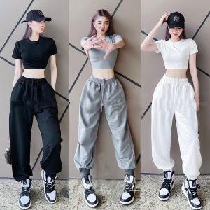 Bộ Đồ Thể Thao Nữ Quần Jogger Áo Croptop Basic Vải Thun Lạnh Xịn Co Giãn Tốt Form Đẹp