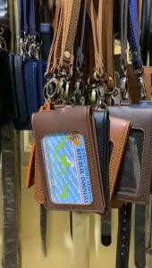 ID Card Holder Name Tag Holder by Sawargico - magtusi