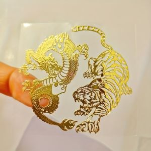 1 Miếng Nhãn Dán Kim Loại Rồng Vàng Vs. Hổ Hình Dạng Không Đều Bề Mặt Bóng Bóng Bền Đẹp Cho Điện Thoại Di Động Máy Tính Xách Tay Ô Tô Xe Máy