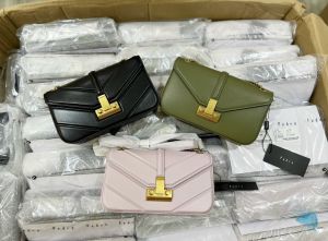 Túi kẹp nách đeo chéo nữ Pedr.o PW2-75210132 Size 20cm*5cm*12cm MR