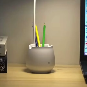 โคมไฟตั้งโต๊ะเอนกประสงค์ พร้อมถ้วยใส่สิ่งของต่างๆ(สินค้าแตก-หักทางร้านไม่รับเปลี่ยน-คืน)