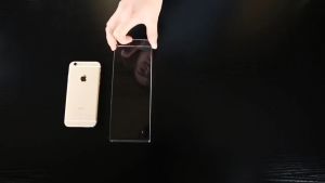 Kệ Mica Trưng Bày Sản Phẩm Chữ U