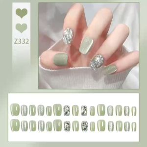 เล็บสำหรับปีใหม่ เล็บปลอมยาว 24 ชิ้น สีเขียว เพชรไข่มุกเล็บปลอม DD332