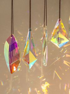 Colorful Crystal Prism Hanging Ornament Sunlight Catcher Rainbow Maker Multi-Faceted Pendulum Window Decoration Creative Home Accessories