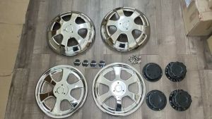 J20S13 17 INCH CHROME WHEEL COVER SET WITH HINO LOGO LORRY TRUCK AKSESORI