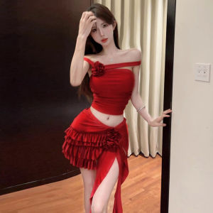 VacationInspired Red Short Crop TopAnd Skirt SetWith Flower LaceHemAsymmetricalDesignOneShoulderBodyShapeEnhancingOutfit