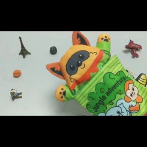 หนังสือผ้า กันน้ำ รูปการ์ตูนสัตว์ป่า 3D มีเสียง ติดหุ่นสวมมือ แบบนิ่ม เสริมพัฒนาการเด็ก