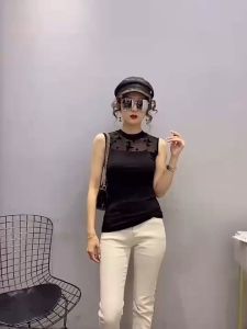 Kinwoo(ใหม่/พร้อมส่ง#Y1A63) เสื้อแขนกุดตาข่ายผู้หญิงลายเซ็กซี่น่ารัก กึ่งคอลูกไม้ สไตร์สาวสวย