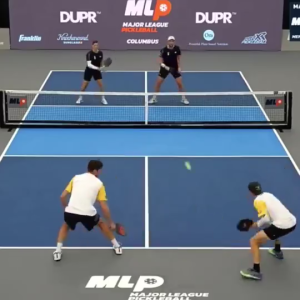 SG-Stock Pickleball Paddles Set Carbon Fiber And Graphite Face Non-Slip Grip Lightweight Childrens rackets Pickleball Net Outdoor Sports