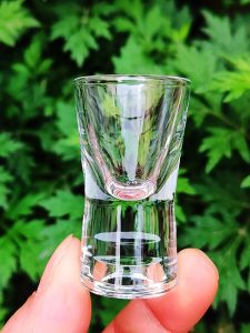 Thick Glass White Wine Cup Set High Foot Elegant Liquor Cup Home Use Rack Mounted High Value Chinese Style Wine Drinking Set