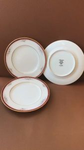 NORITAKE 100%New- Villa Haven - 03 Dĩa Hoa Nổi 17cm Viền Đỏ