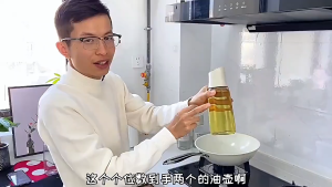 Glass Cooking Oil Dispenser Bottle 450ML Botol Minyak Masak Kaca Cuka Sos 玻璃油壺 自动开合重力油壶