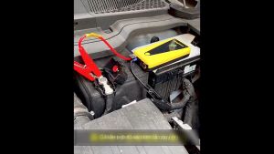 Bộ kích nổ ô tô kiêm pin sạc dự phòng Goodyear GY-2626