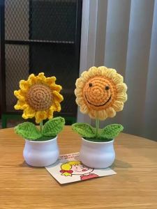 Hand Woven Artificial Flowers Fabric Potted Plants Hand-Knitted Cartoon Flowers Desktop Decorations for Home Gift